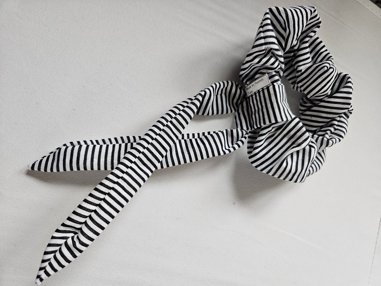 Black and White scrunchies Tails