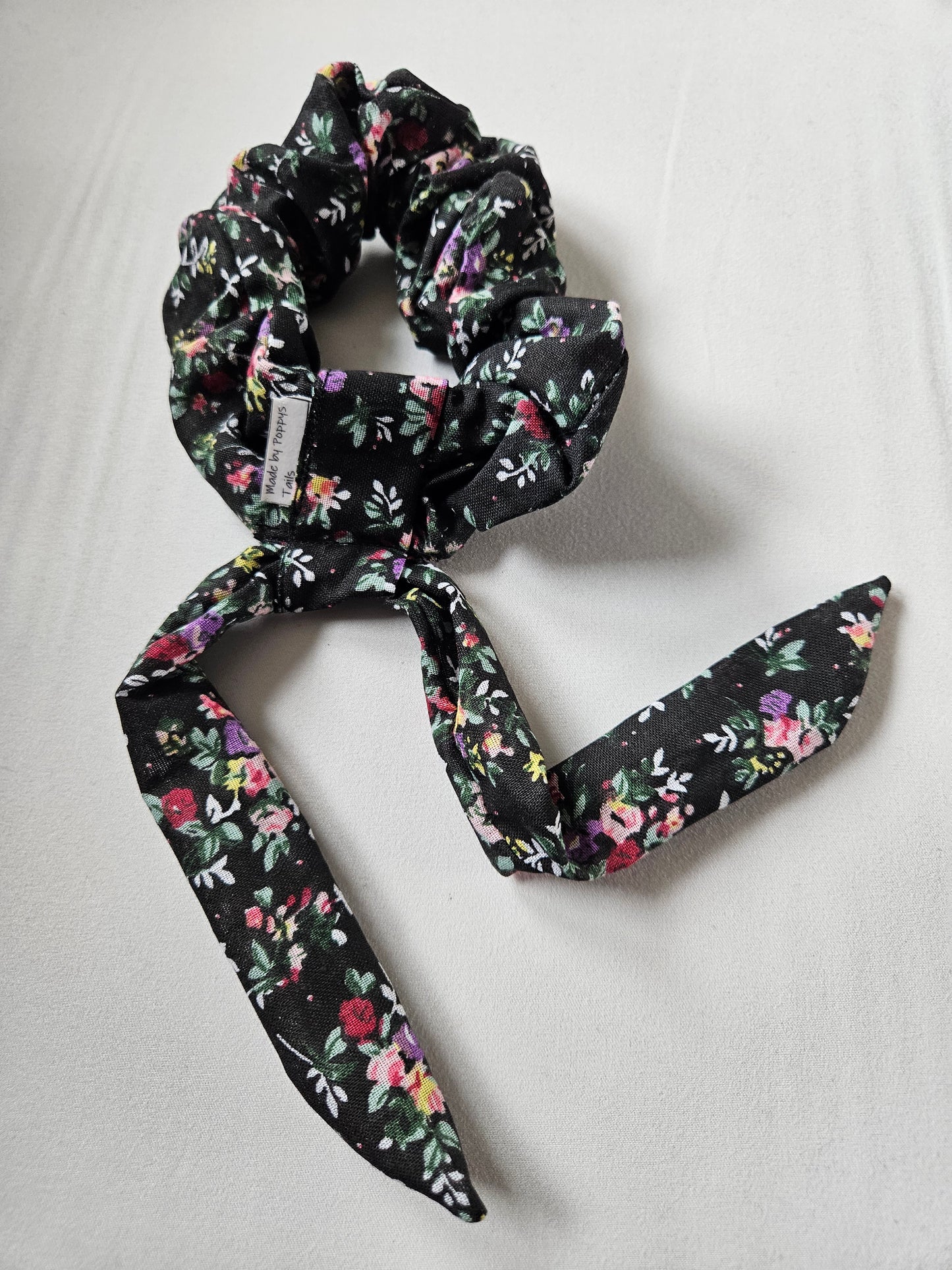 Black and White scrunchies Tails