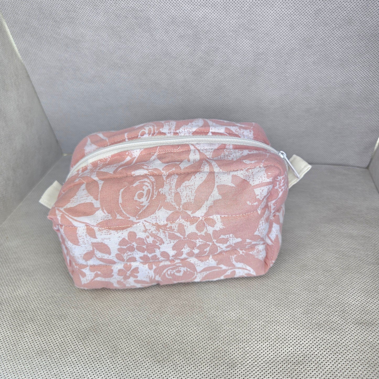 Petunia makeup bag