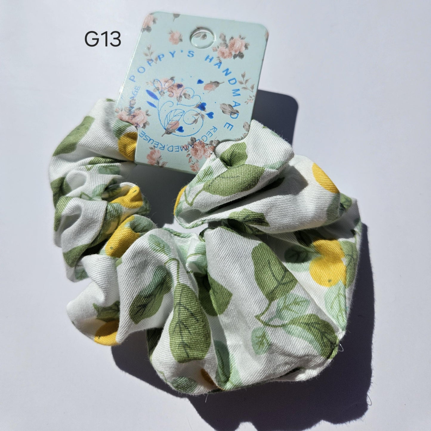 Green and cream 10 - 18