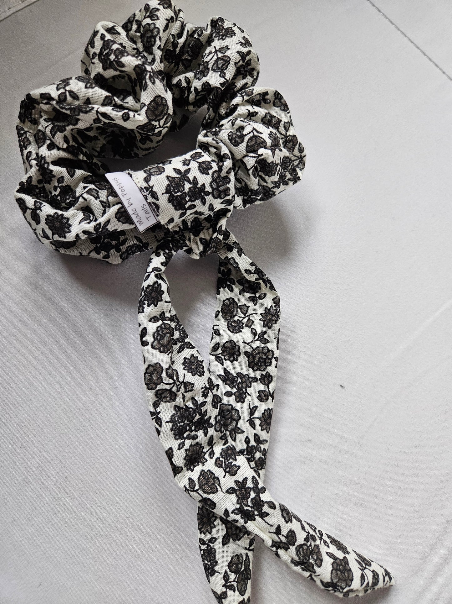 Black and White scrunchies Tails