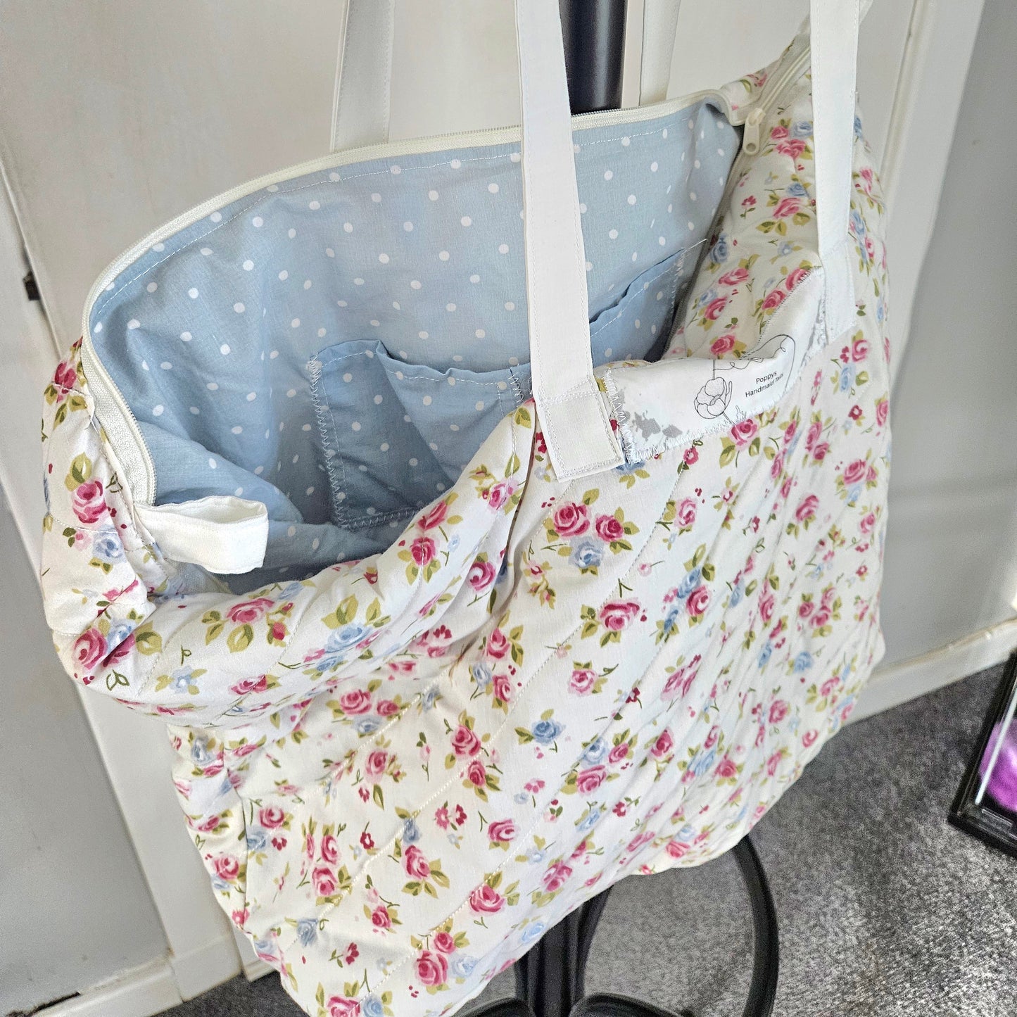 Ariana tote bag
