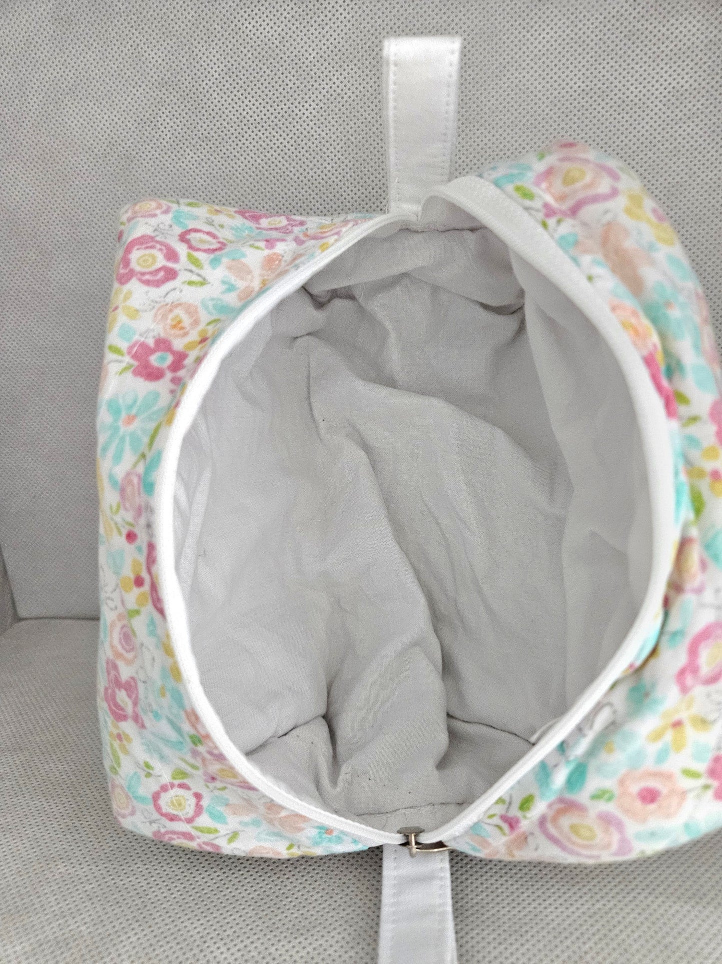 Jorkins ditsy flower small